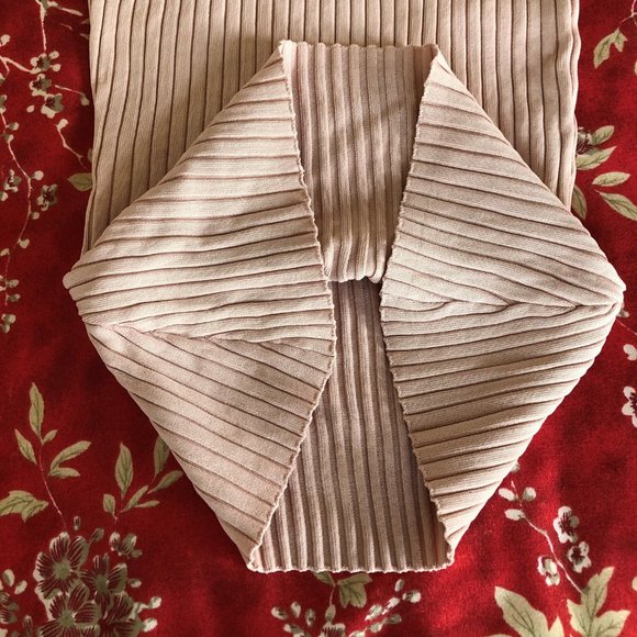 BCBGMaxAzria “Risa” Long Sleeve Off-The-Shoulder Top XXS - Picture 15 of 16